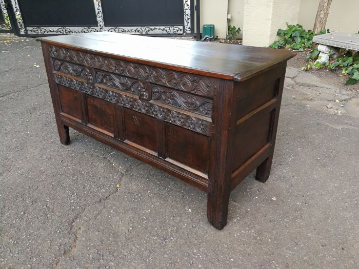 James I Carved Oak Kist - Image 5