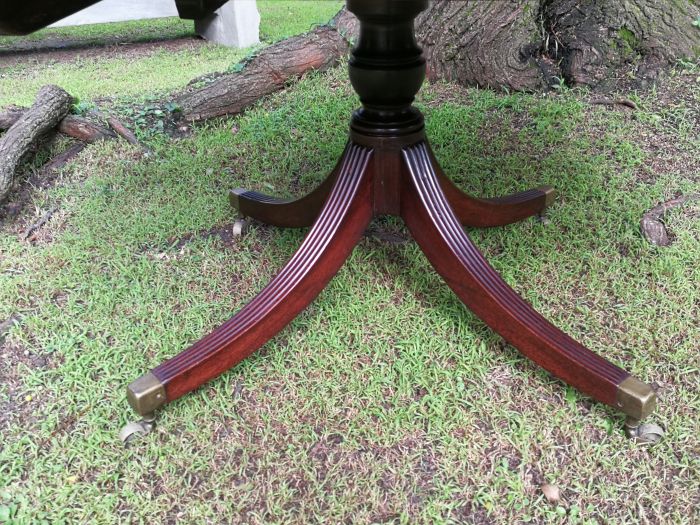 Early 19th-century George III Mahogany & Rosewood Banded Breakfast Table Circa 1810 (6-8-Seater) - Image 6