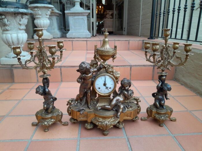 A 20th Century Brass Clock/Garniture Set - Image 2