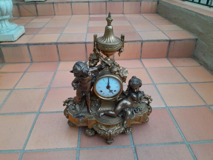 A 20th Century Brass Clock/Garniture Set - Image 7