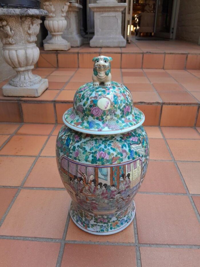 A 20th Century Pair of Chinese Famille Rose Vases / Urns with Covers - Image 7