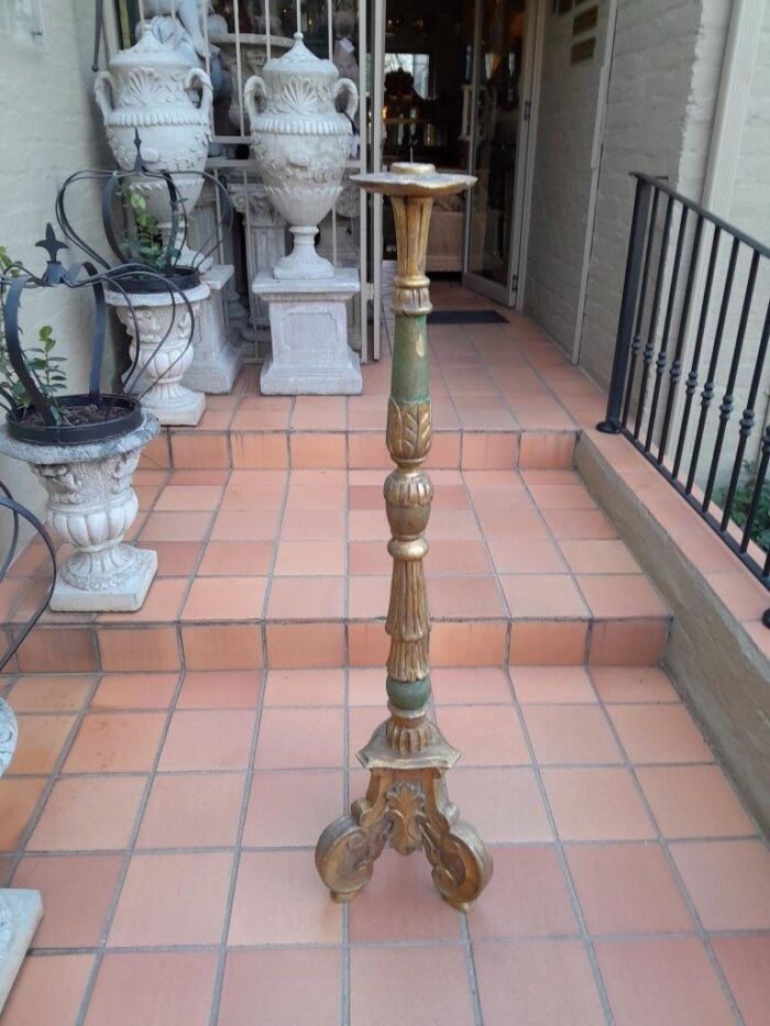 An Early 20th Century Circa 1920 Carved Giltwood Torchiere / Candle Holder For Floor Or Table Décor - Image 3