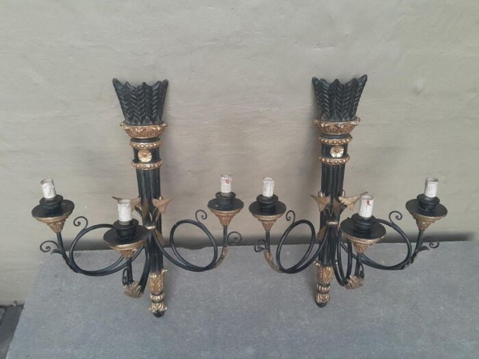 A 20th Century  French Style Pair Of  Giltwood And Metal Wall Light Sconces - Image 4