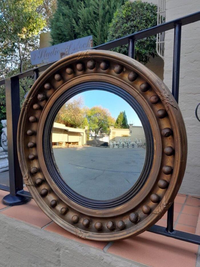 An Antique Gilt-Wood Convex Mirror - Image 3