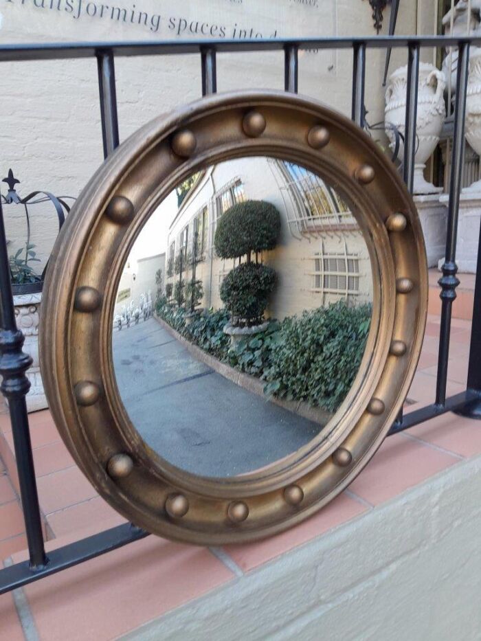 A 20th Century Regency Style Gilt Painted Convex Mirror - Image 2