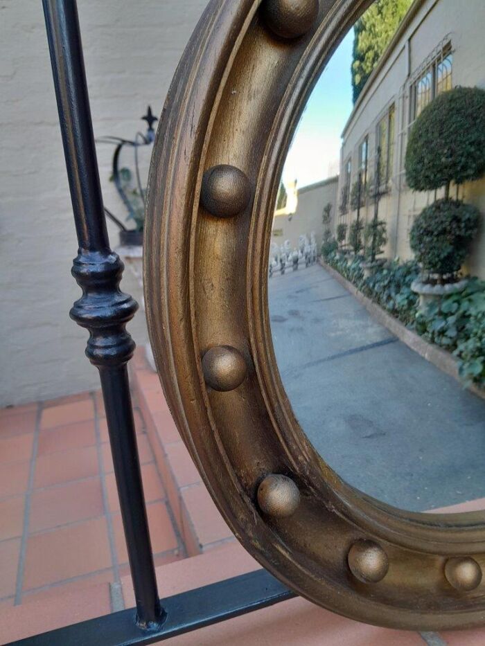 A 20th Century Regency Style Gilt Painted Convex Mirror - Image 4