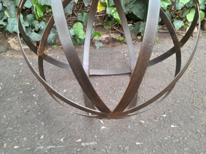 A Decorative Wrought Iron Ball in an Antique Brown  Finish 70cmD Double Extra Large - Image 4