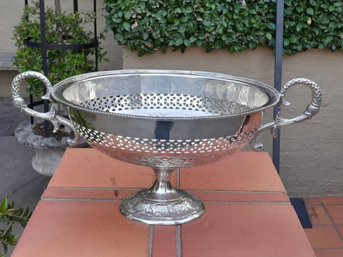 A 20th Century Large Silver-Plate Centre Bowl With Handles - Image 3