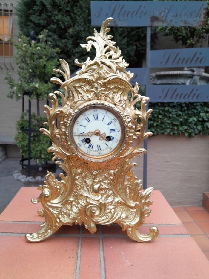 An Antique 19th Century French Rococo Style Gilt Metal Clock and Candelabra Garniture Set - Image 9