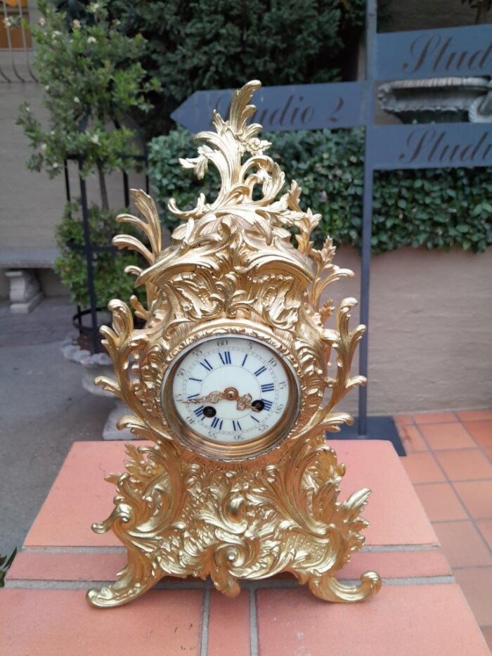 An Antique 19th Century French Rococo Style Gilt Metal Clock and Candelabra Garniture Set - Image 10
