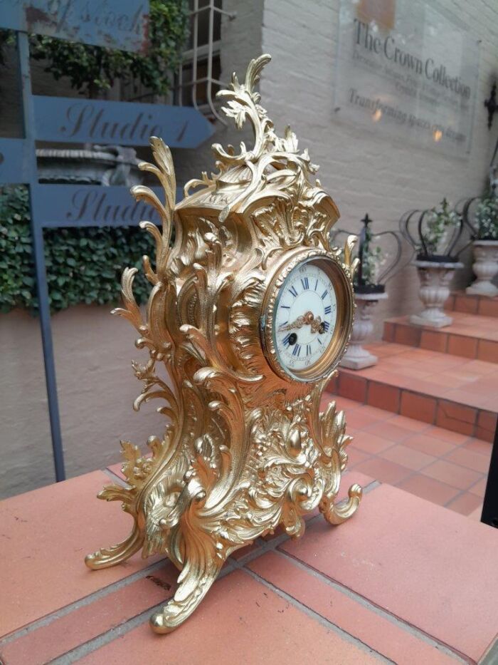 An Antique 19th Century French Rococo Style Gilt Metal Clock and Candelabra Garniture Set - Image 11