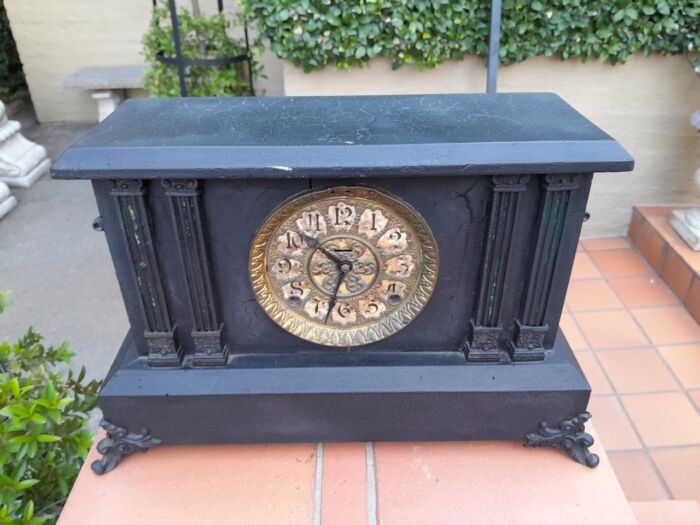 An Antique French Black Slate Clock - Image 2