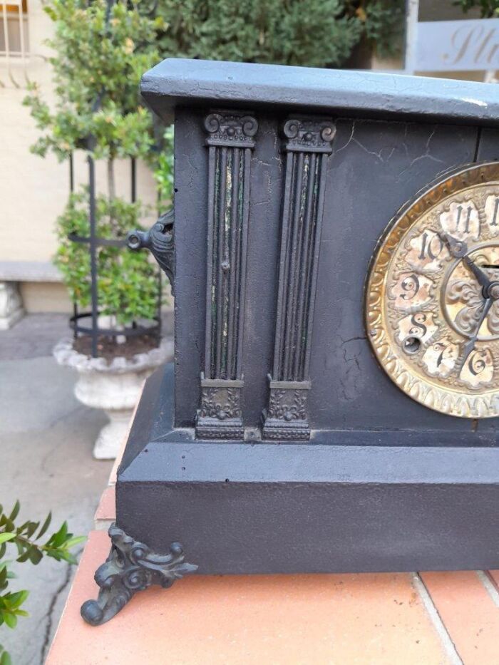 An Antique French Black Slate Clock - Image 4