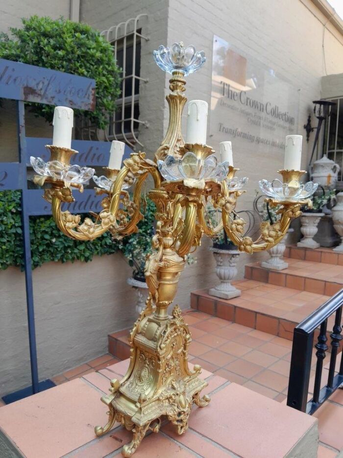 A French Style Brass And Crystal Table Lamp - Image 3