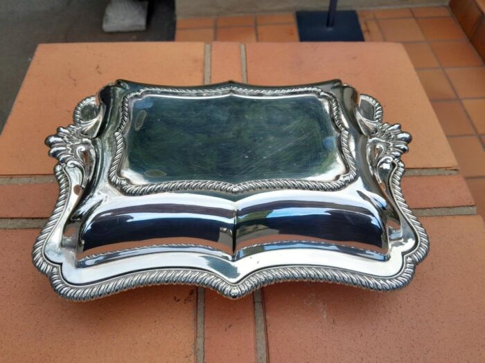 A 20th Century Electroplate Entrée Dish With Cover - Image 2