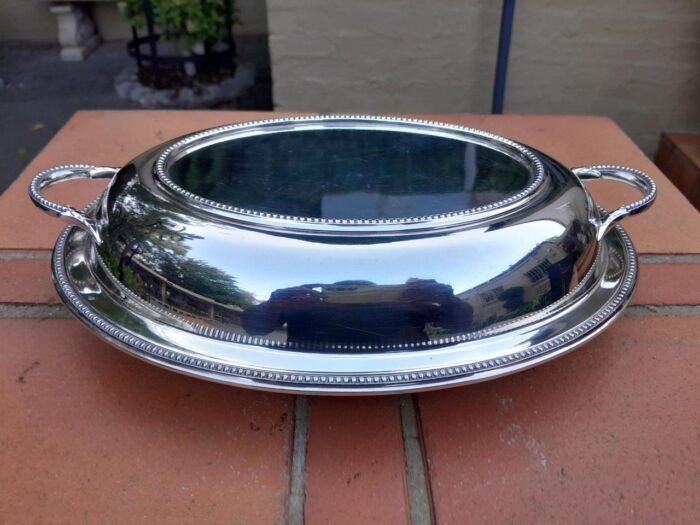 A 20th Century Electroplate Entrée Dish - Image 2