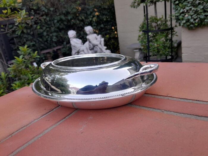 A 20th Century Electroplate Entrée Dish - Image 4