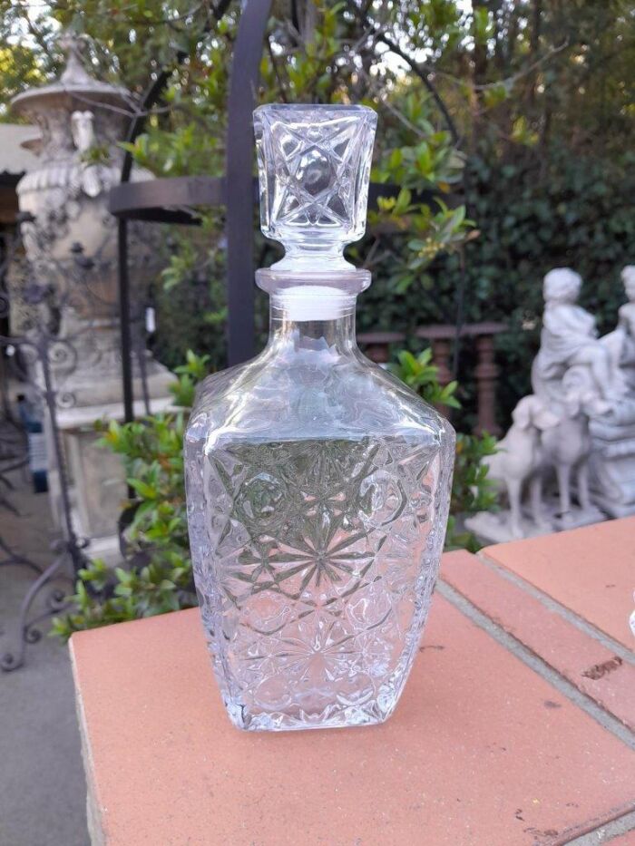 A Set Of Two Crystal Decanters And Two Cut Glass Decanters - Image 6