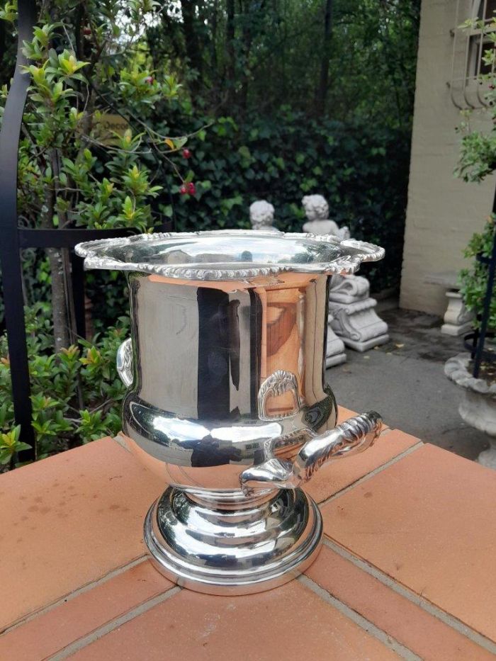 A 20TH Century Champagne / Wine Silver Plate Cooler  - Image 3