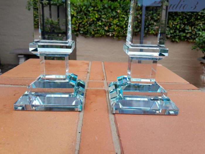 A Pair Of Decorative Crystal Obelisks - Image 4