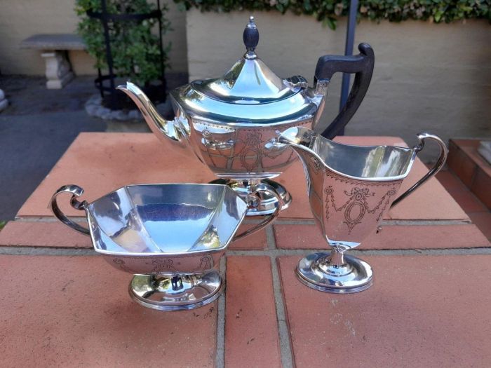 A 20th Century Art-Deco Style 3 Piece Tea / Coffee Set - Image 2