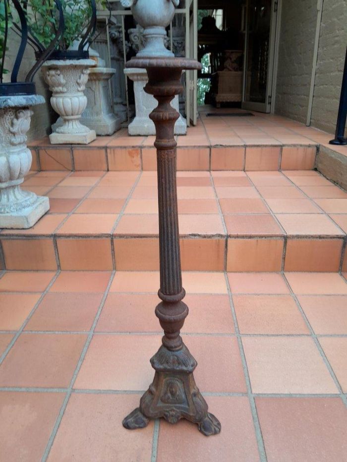A 20th Century Pair of Cast Iron Candle Holders / Sticks - Image 4