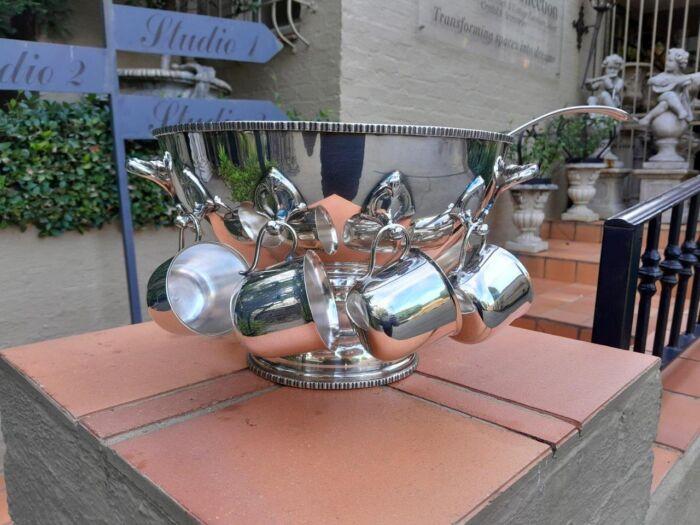 A 20th Century Silver-Plate Punch Bowl With Ladle And Eight Cups - Image 2