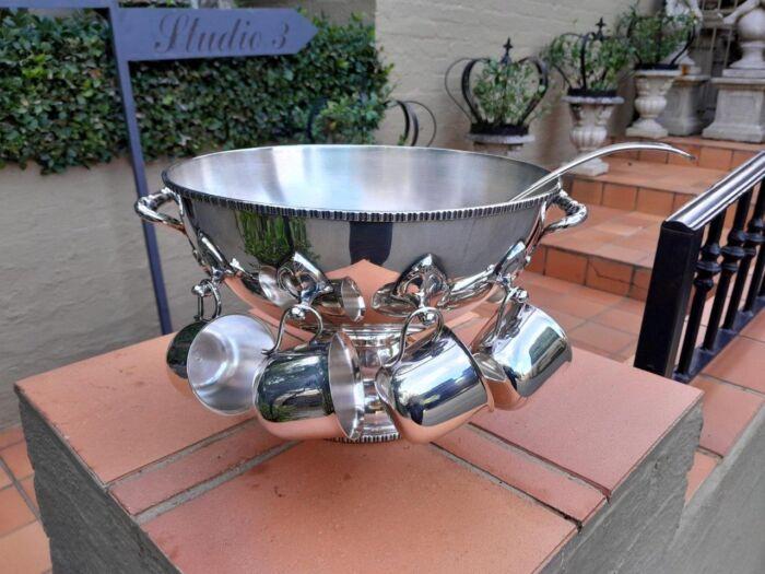 A 20th Century Silver-Plate Punch Bowl With Ladle And Eight Cups - Image 3