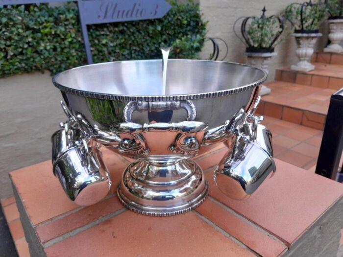 A 20th Century Silver-Plate Punch Bowl With Ladle And Eight Cups - Image 6