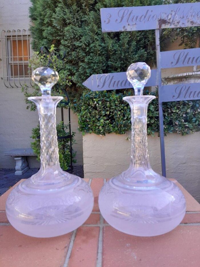 An Antique 19th Century Pair Of Crystal Decanters - Image 2