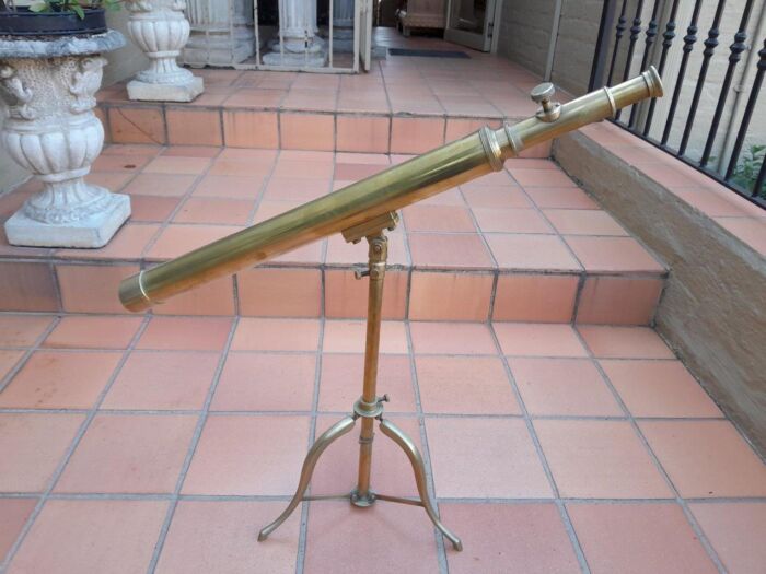 An Antique Brass Table Top Telescope On Tripod Base - Image 3