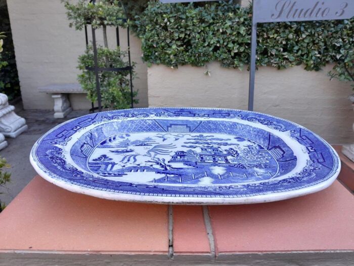 An Antique Early 20th Century English Blue / White Platter - Image 2