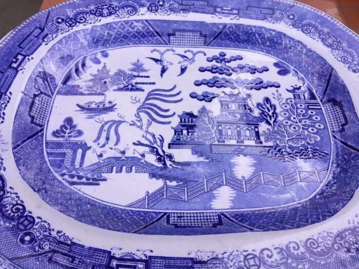 An Antique Early 20th Century English Blue / White Platter - Image 4