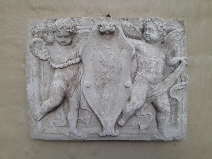 A Concrete Relief Plaque Sculpture With Putti (Cherubs) Holding A Crest - Image 2