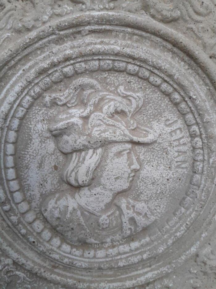 A Concrete Relief Round Plaque Sculpture Of Classical Head Figurine - Image 5