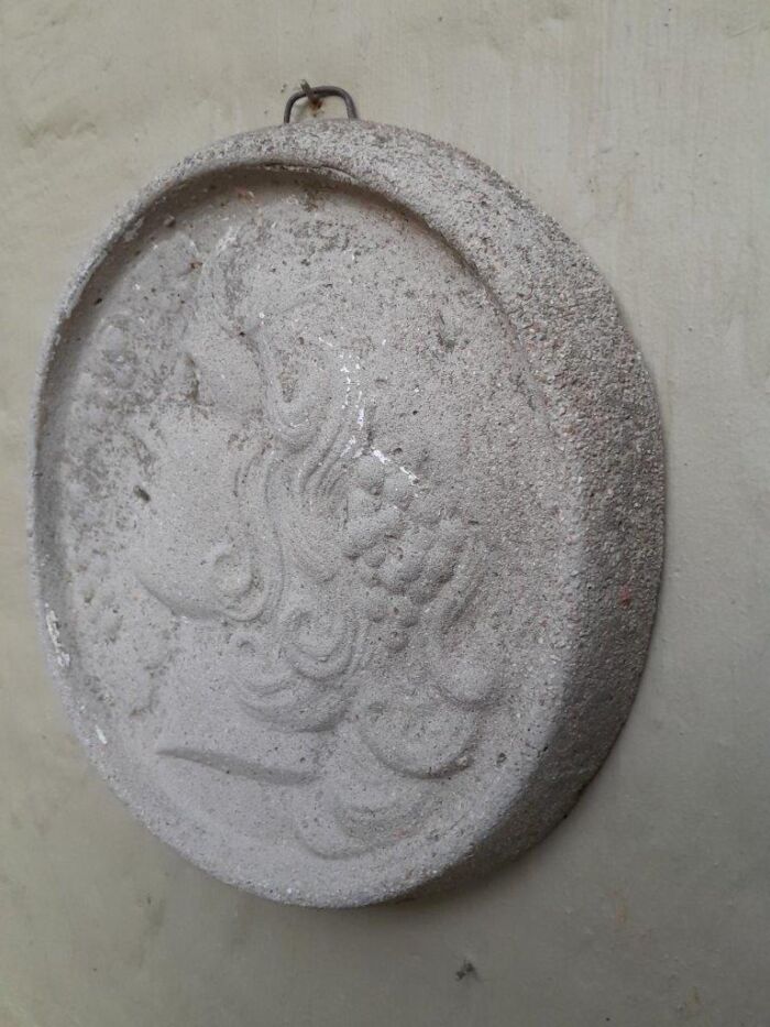 A Concrete Relief Round Plaque Sculpture Of Classical Head Figurine - Image 4