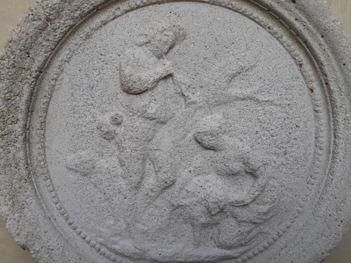 A Concrete Relief Round Plaque Sculpture Of Classical French Figurines - Image 5