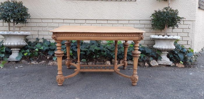 A Jacobean Bleached / Natural Wood Finish Oak Table With Ornate Carvings (4 Seater) - Image 2