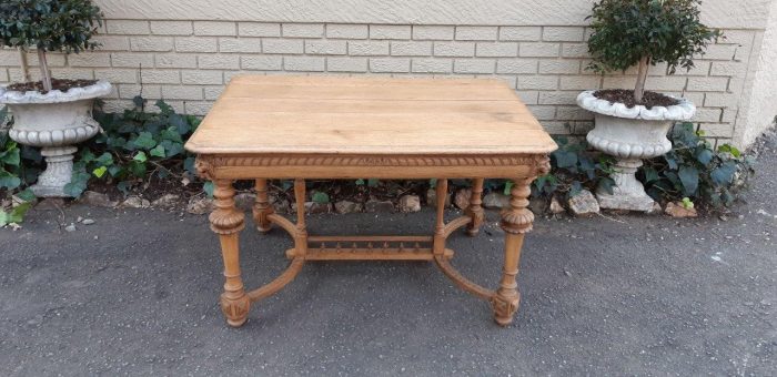 A Jacobean Bleached / Natural Wood Finish Oak Table With Ornate Carvings (4 Seater) - Image 3