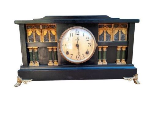 An Antique Circa Early 1900s Ingraham Palace Clock With Key In Excellent Condition And Of Large Proportions