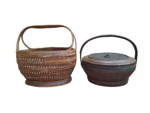 A 19th Century Antique Set of Two Oriental Baskets from Meiji Period
