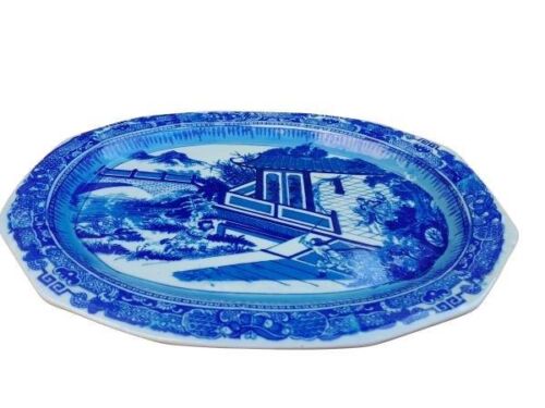 A 20TH Century Chinese / Oriental Porcelain Painted Blue / White Platter