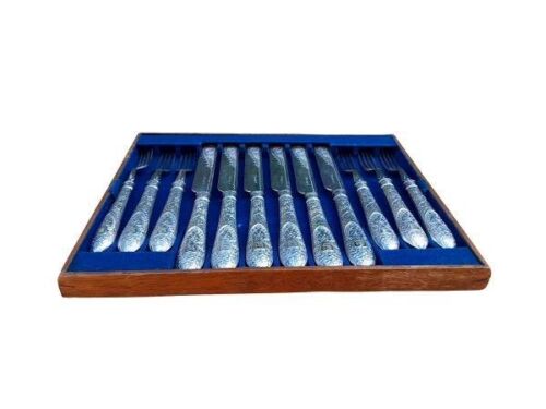An Antique Victorian Silver-Plate Set Of Six Each Forks And Knives In A Cutlery Tray ND