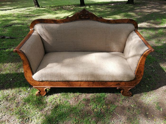 Vintage-Furniture-Biedermeir-Walnut-Settee-p1