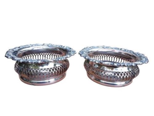 An Antique 19th Century 1850s Pair Of Victorian Old Sheffield Plate Wine Coasters With Wooden Bases