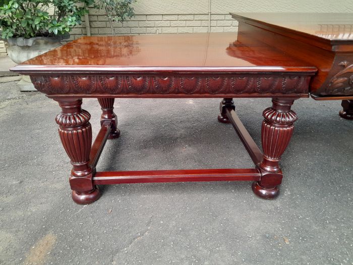A Rare Antique English Mahogany Massive Entrance / Dining / Refectory / Display Table – Provenance Union Buildings in Pretoria - Image 8