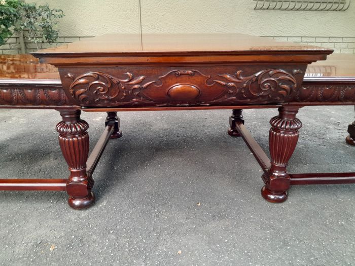 A Rare Antique English Mahogany Massive Entrance / Dining / Refectory / Display Table – Provenance Union Buildings in Pretoria - Image 9