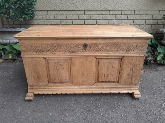 An Antique 19h Century Circa 1824 Carved Oak Wood Kist (Could be used as a Coffee Table) in a Bleached Contemporary Finish ND - Image 3