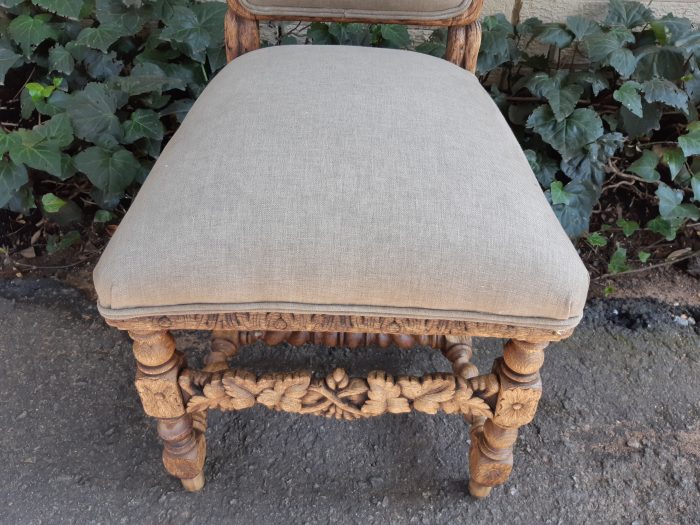 Set of 5 19th-Century Carved Oak Dining Chairs upholstered - Image 10