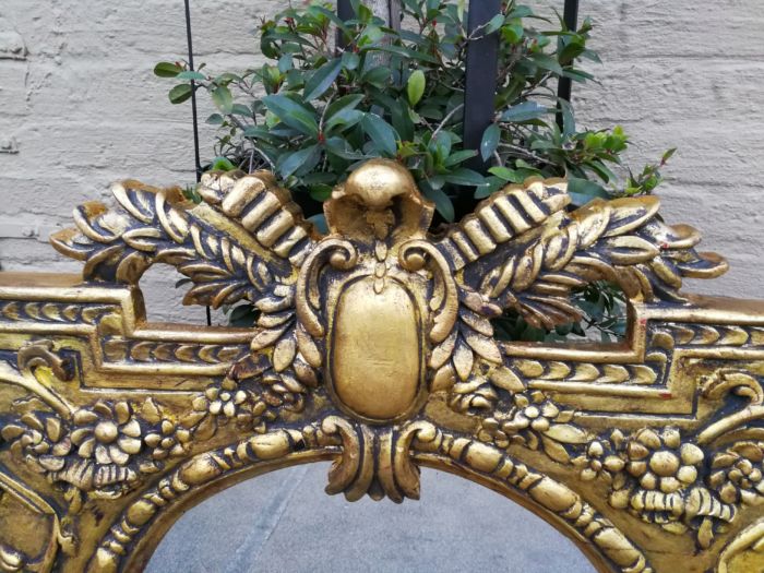 Large Carved Wooden Mirror Hand Gilded in Gold Leaf - Image 6